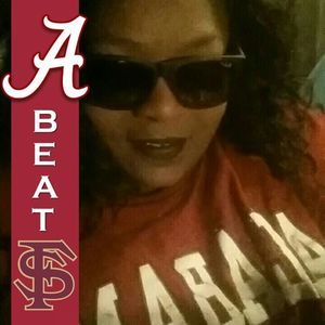 Meet your Posher, Tonya